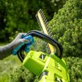 Convertible 2-in-1 Pole Hedge Trimmer thumbnail