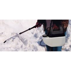De-icer with Battery Powered Sprayer  