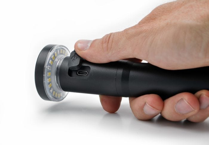FLi Rechargeable Telescoping Area Light 