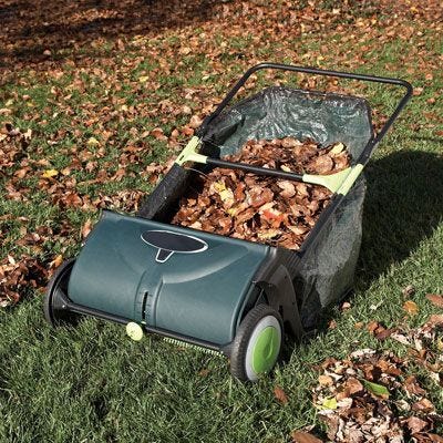 leaf collector with leaves 
