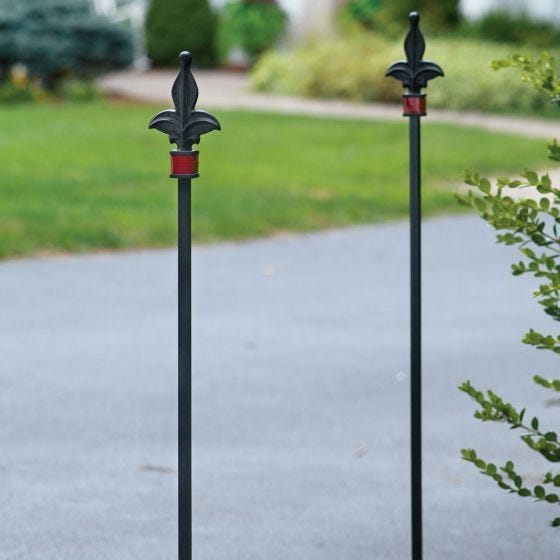driveway marker outside driveway marker outside